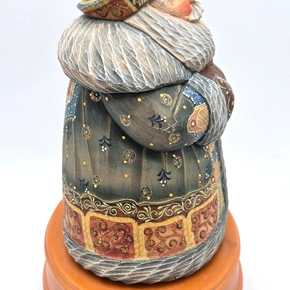 G. DeBrekht Frosted Santa 2002‎ Regal Music Series Musical Rotating Ceramic Rare